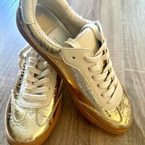 Dolce Vita Nadia Gold Sneakers Metallic Crinkle Shoes